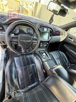 کرایسلەر 300